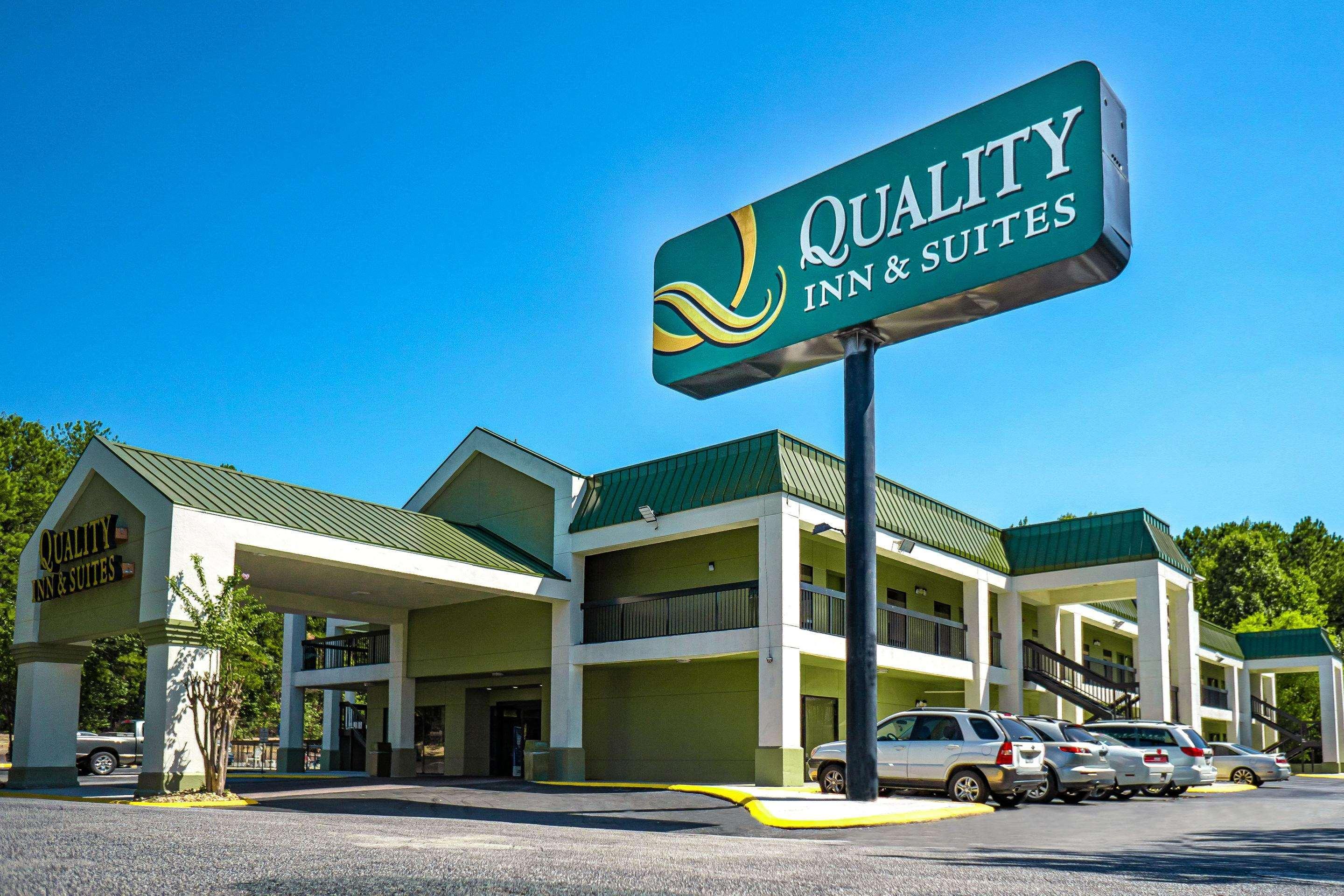 Quality Inn & Suites Near Six Flags - Austell Bagian luar foto
