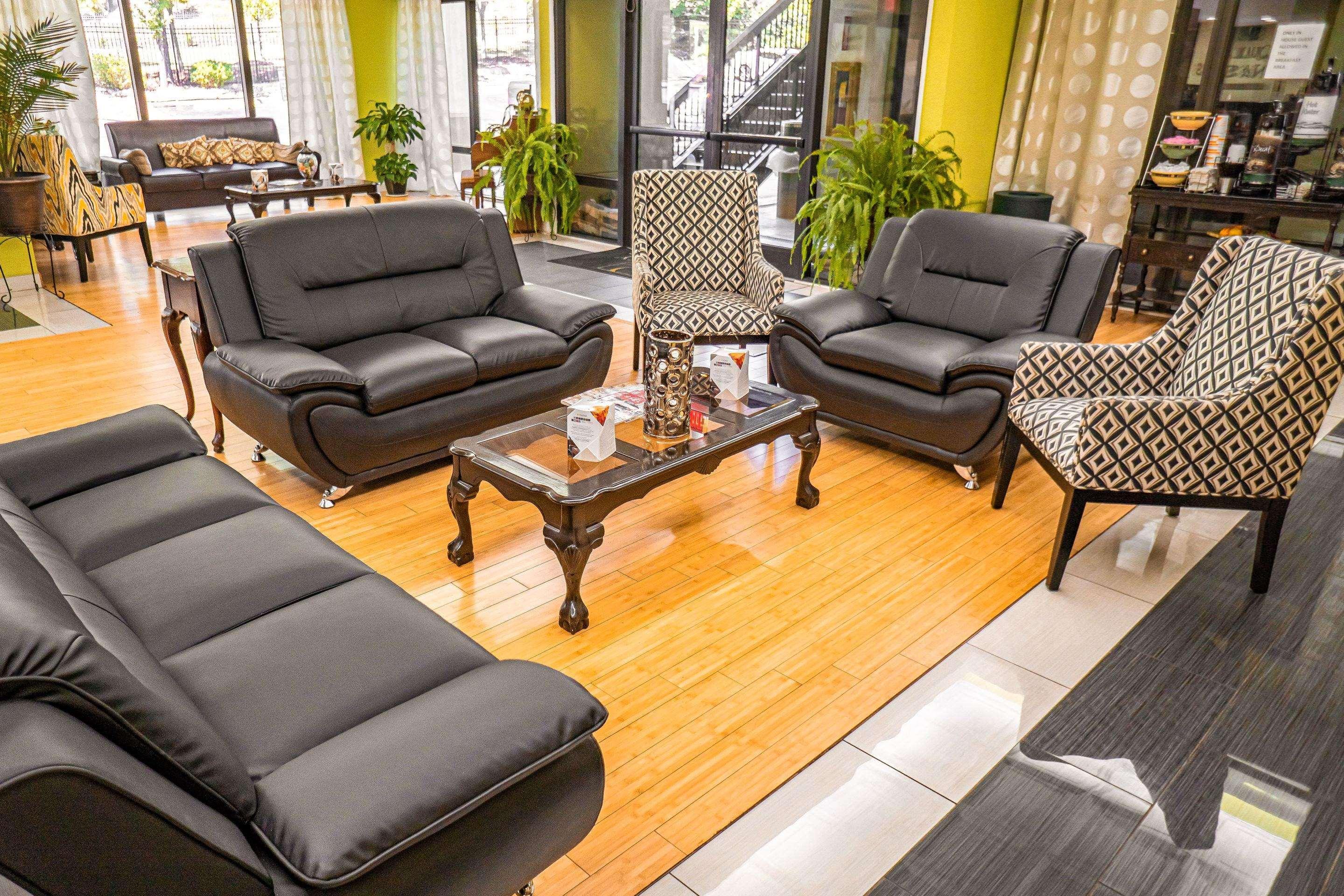 Quality Inn & Suites Near Six Flags - Austell Bagian luar foto