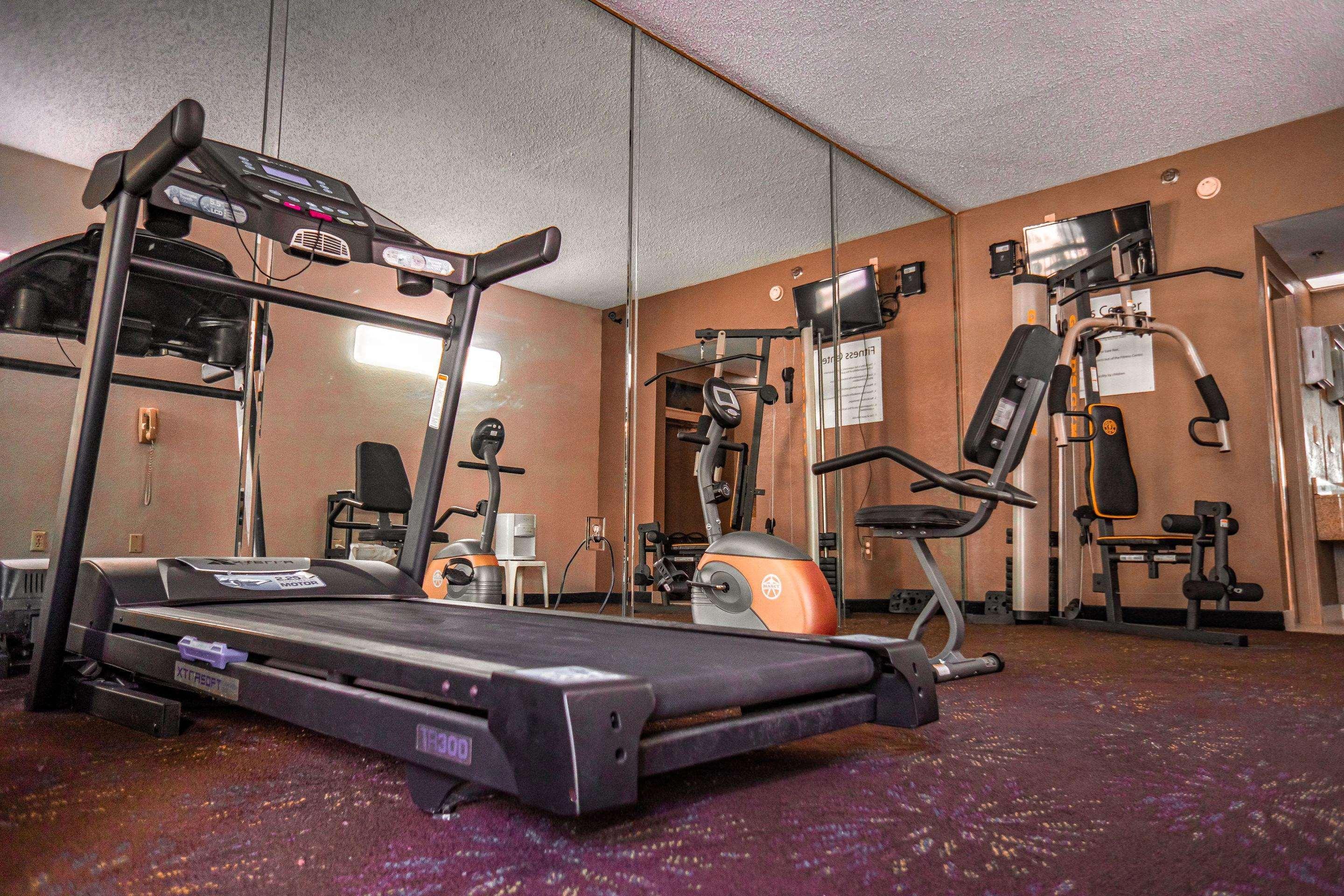 Quality Inn & Suites Near Six Flags - Austell Bagian luar foto