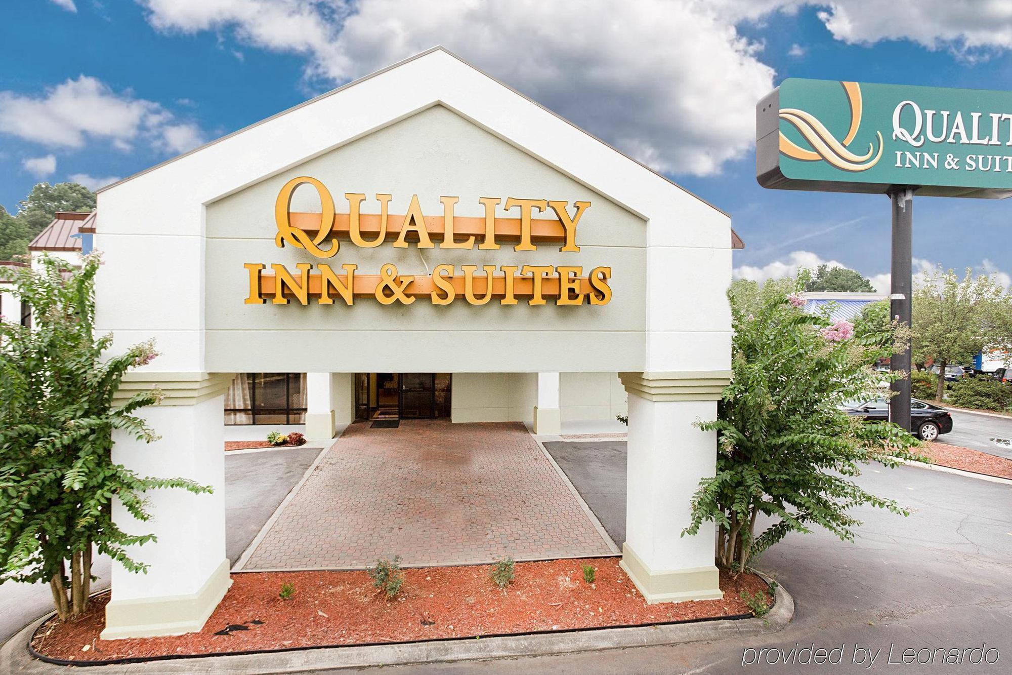 Quality Inn & Suites Near Six Flags - Austell Bagian luar foto